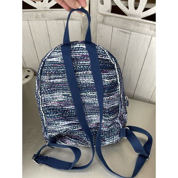 KIPLING Yaretzi Small Printed Backpack Textured Waves Lightweight Carry All Bag - Picture 3 of 8